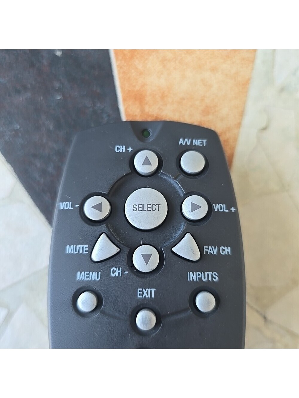HITACHI Remote Control CLU-122S Multi-Channel Cleaned Tested == - Picture 2 of 5